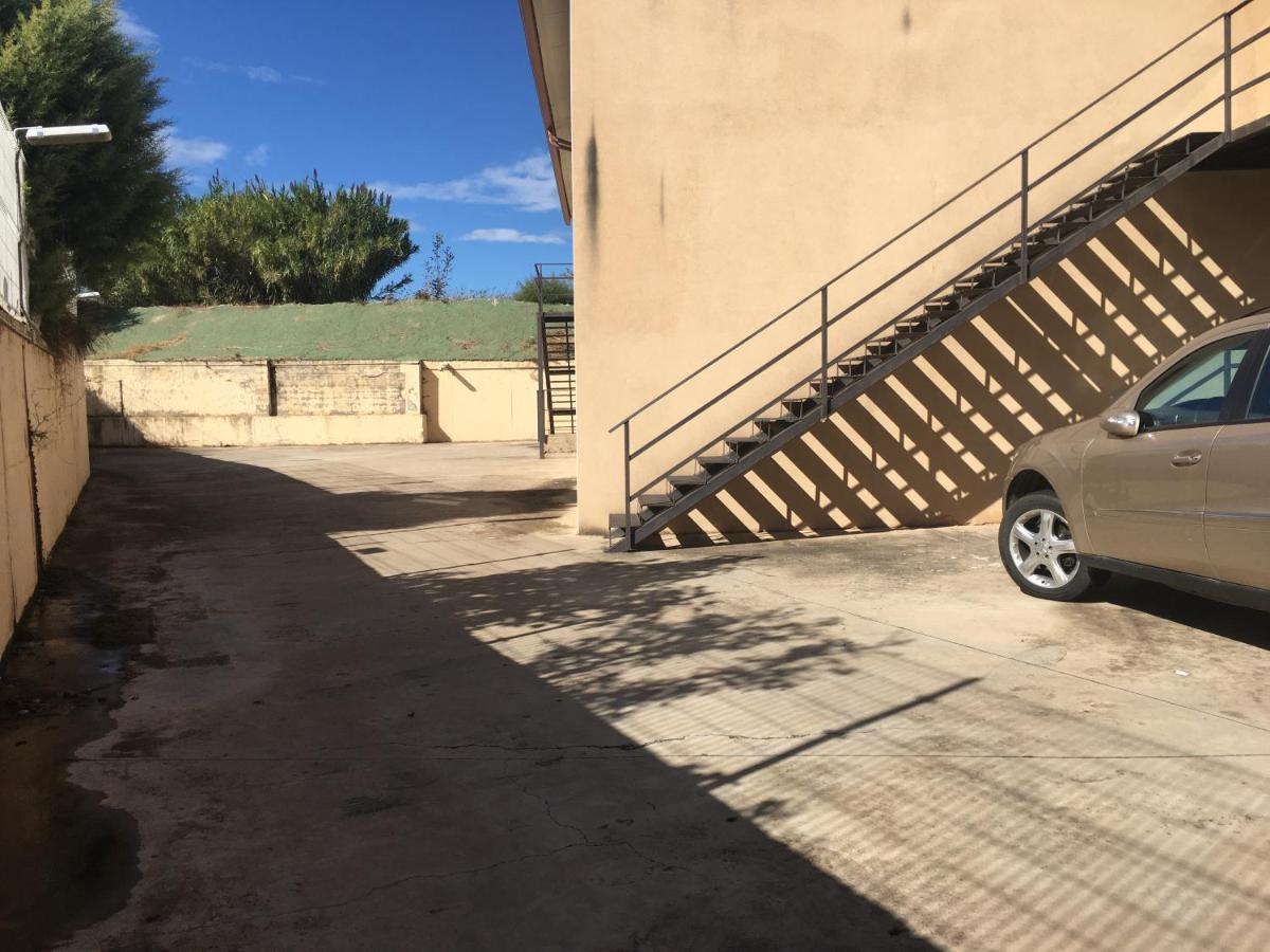 Hotel La Bodega La Almunia de Doña Godina Exterior photo